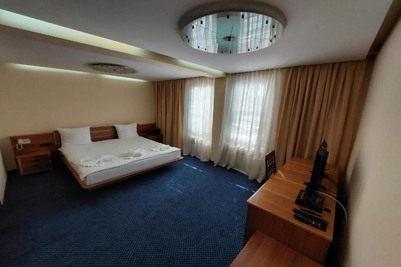 Hotel By Gastroid Ilidža Eksteriør billede