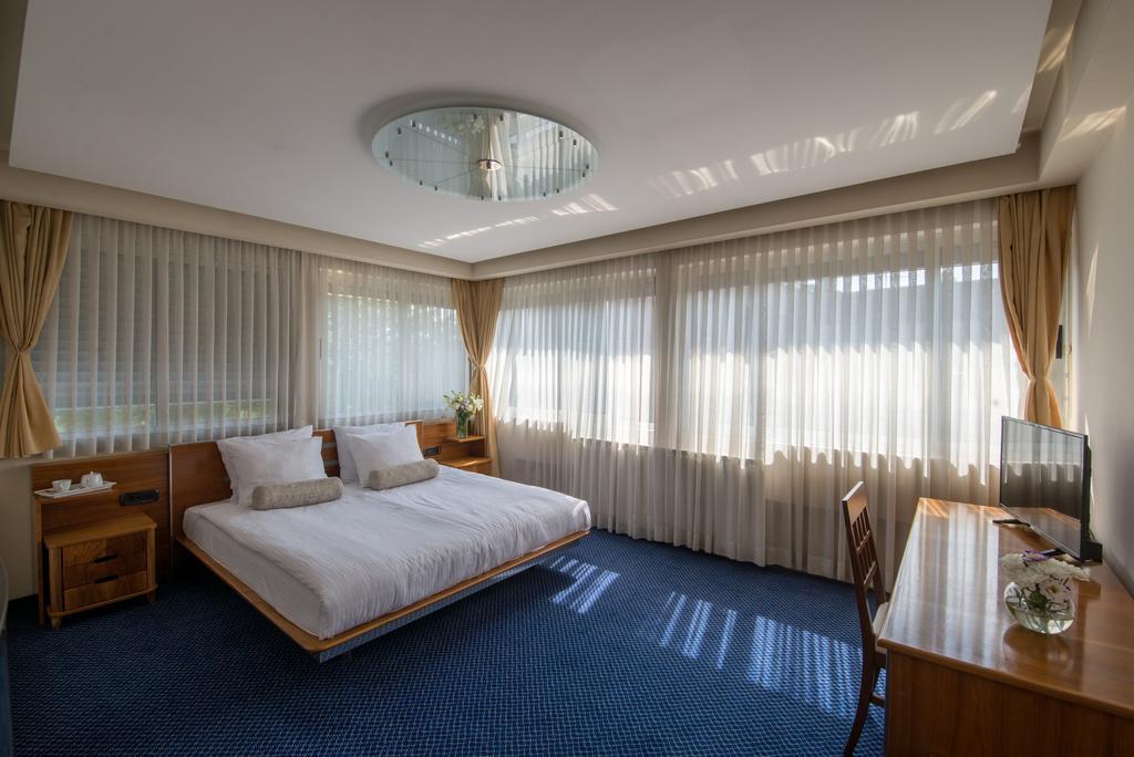 Hotel By Gastroid Ilidža Eksteriør billede
